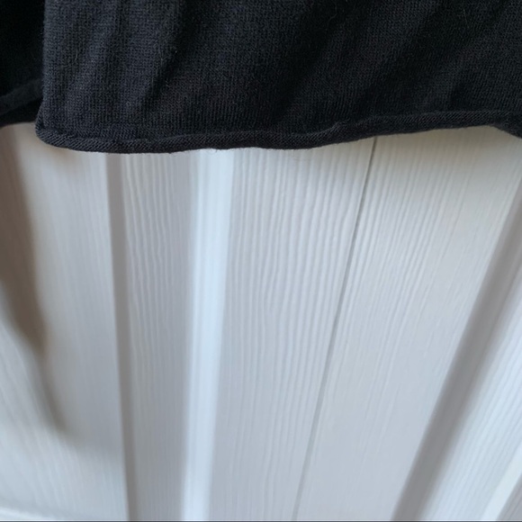 Sassy black crop top long sleeve shipping size medium - Picture 9 of 10